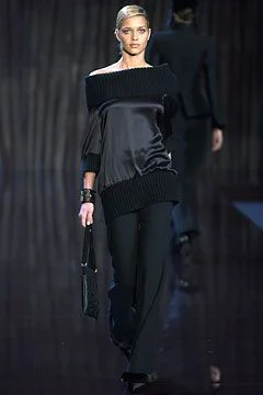 Look 16